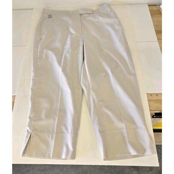 Liz Golf Khaki Capri Pants Ball Marker Included Sz14 - Picture 1 of 6